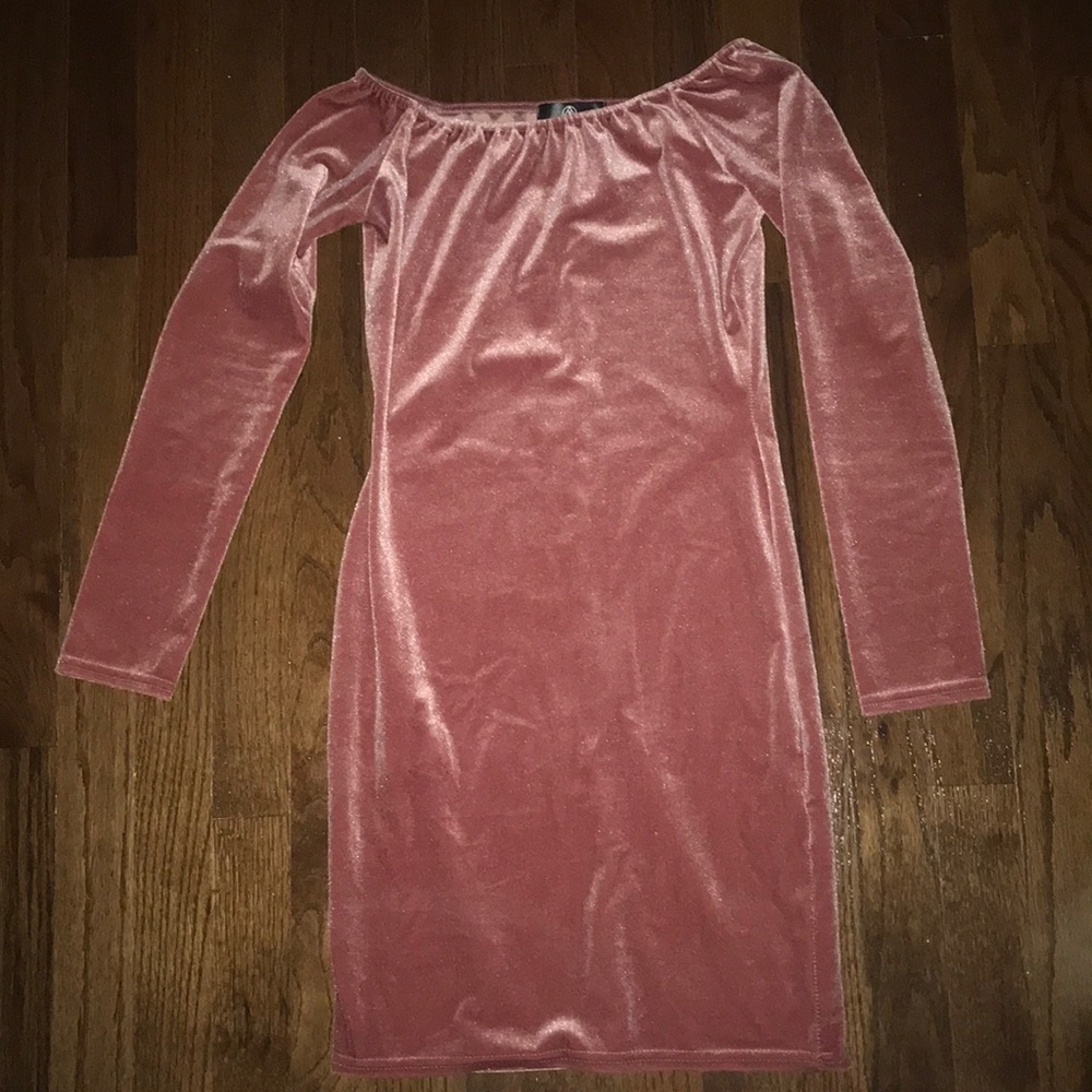 Body-con dress